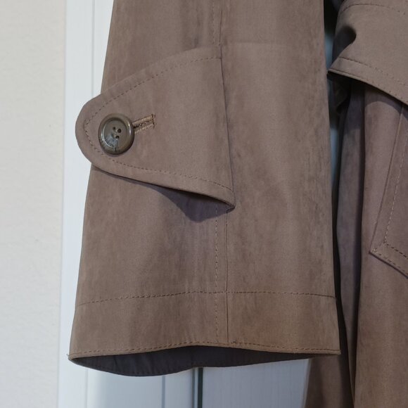 Stafford Taupe/Stone colored Men's Trench Coat, Size 42 Regular - Picture 6 of 15